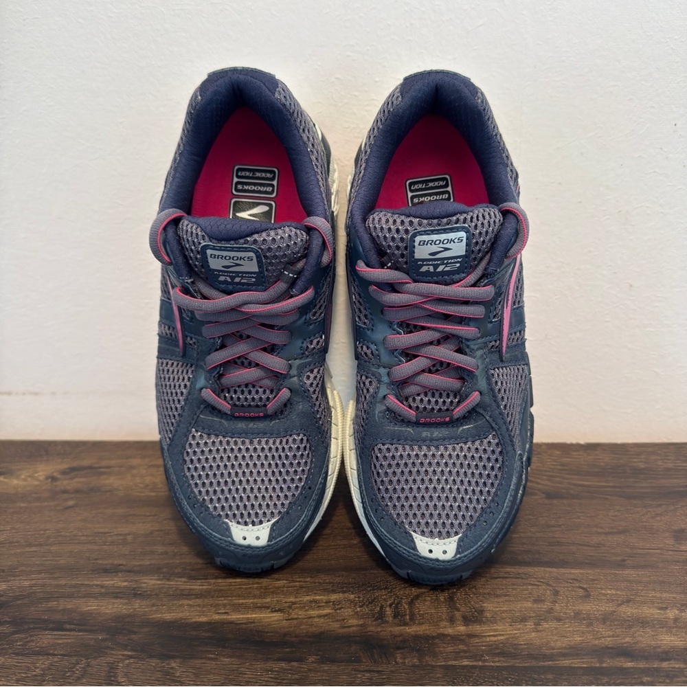 Brooks Addiction 12  DNA Women's Running Shoes Size 6.5 Blue Pink MSRP$120